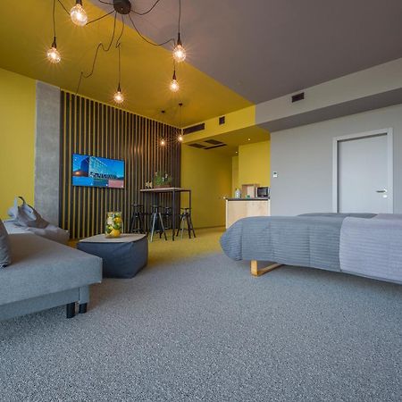 Urbihop Hotel Вилнюс Стая снимка