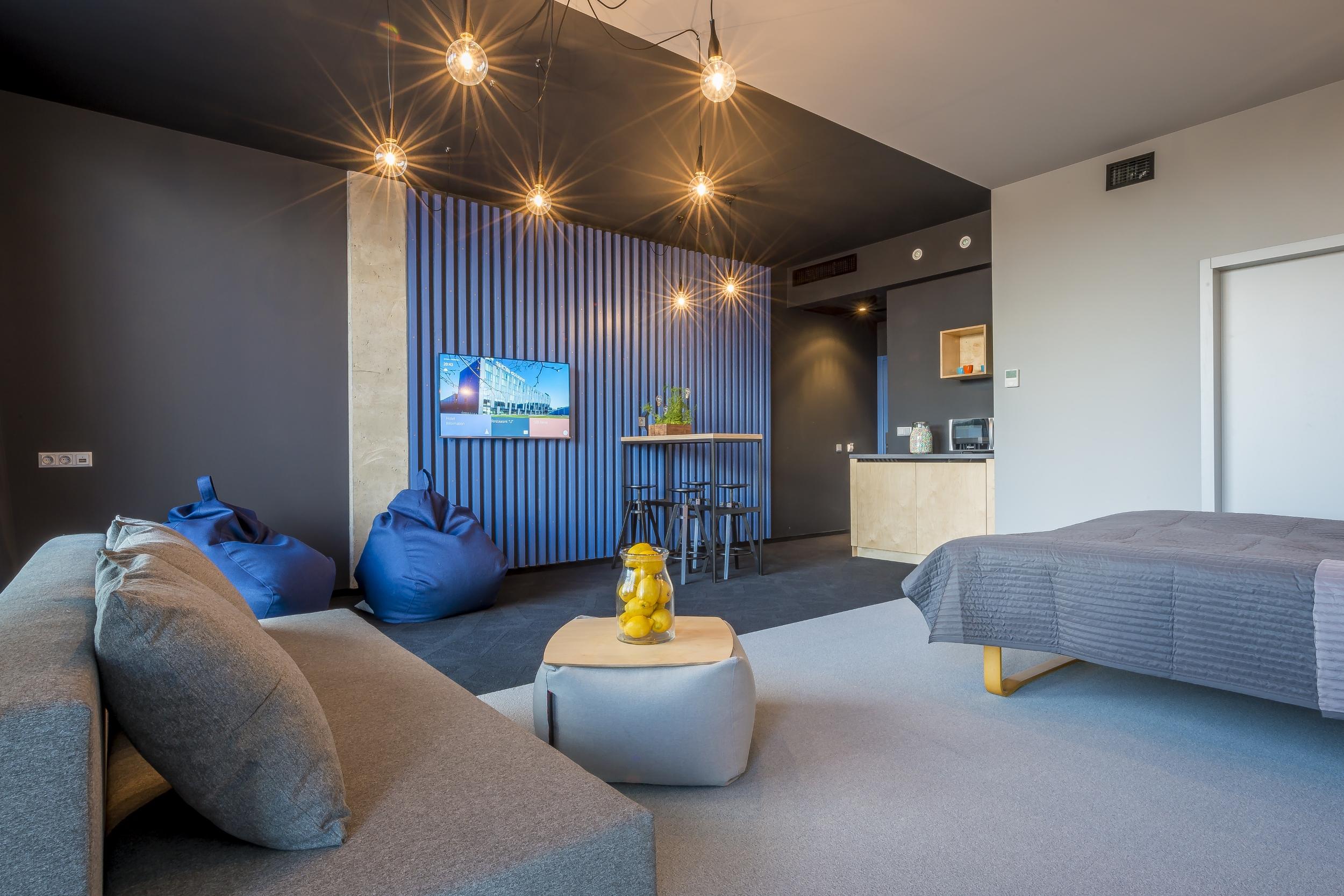 Urbihop Hotel Вилнюс Екстериор снимка