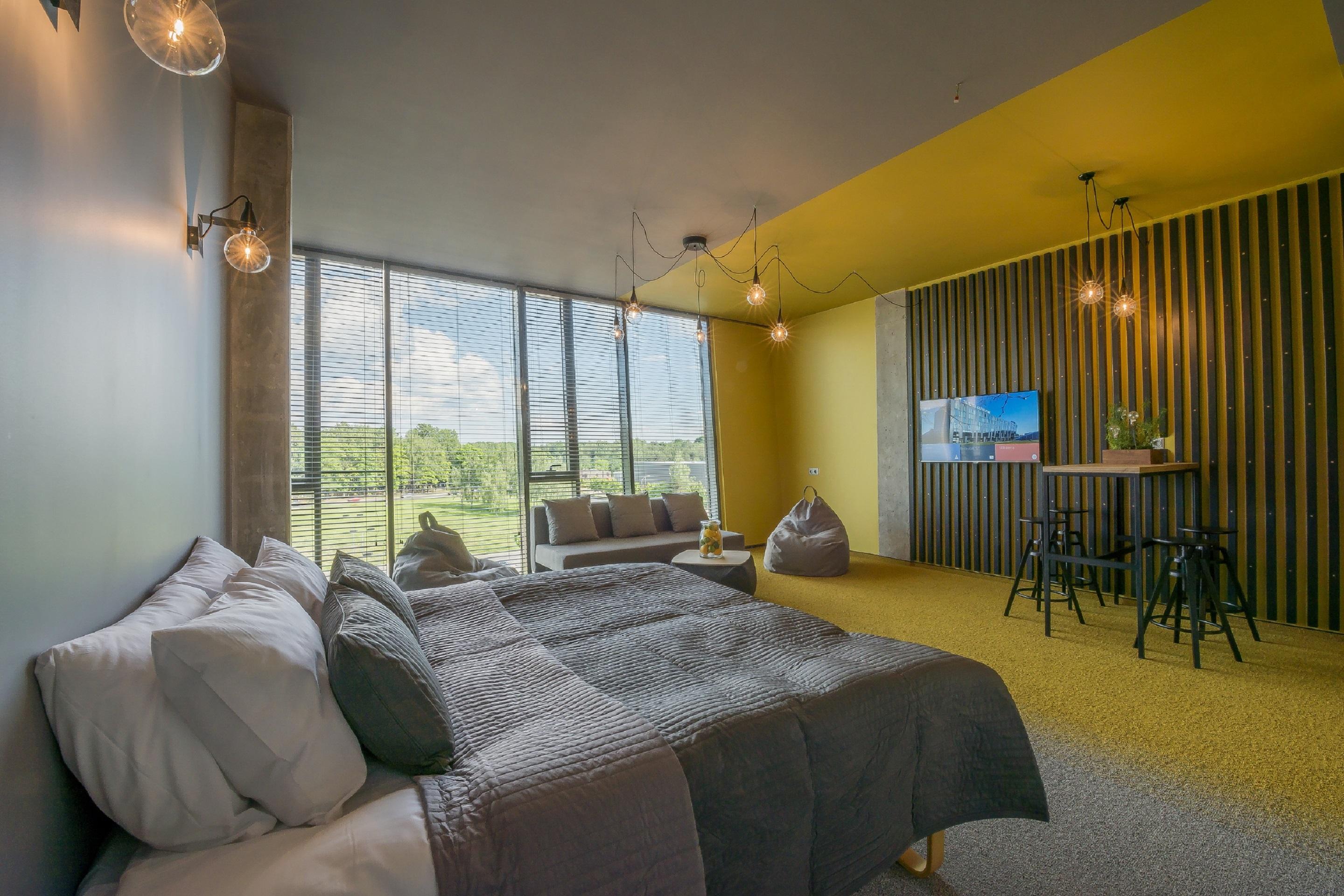 Urbihop Hotel Вилнюс Екстериор снимка
