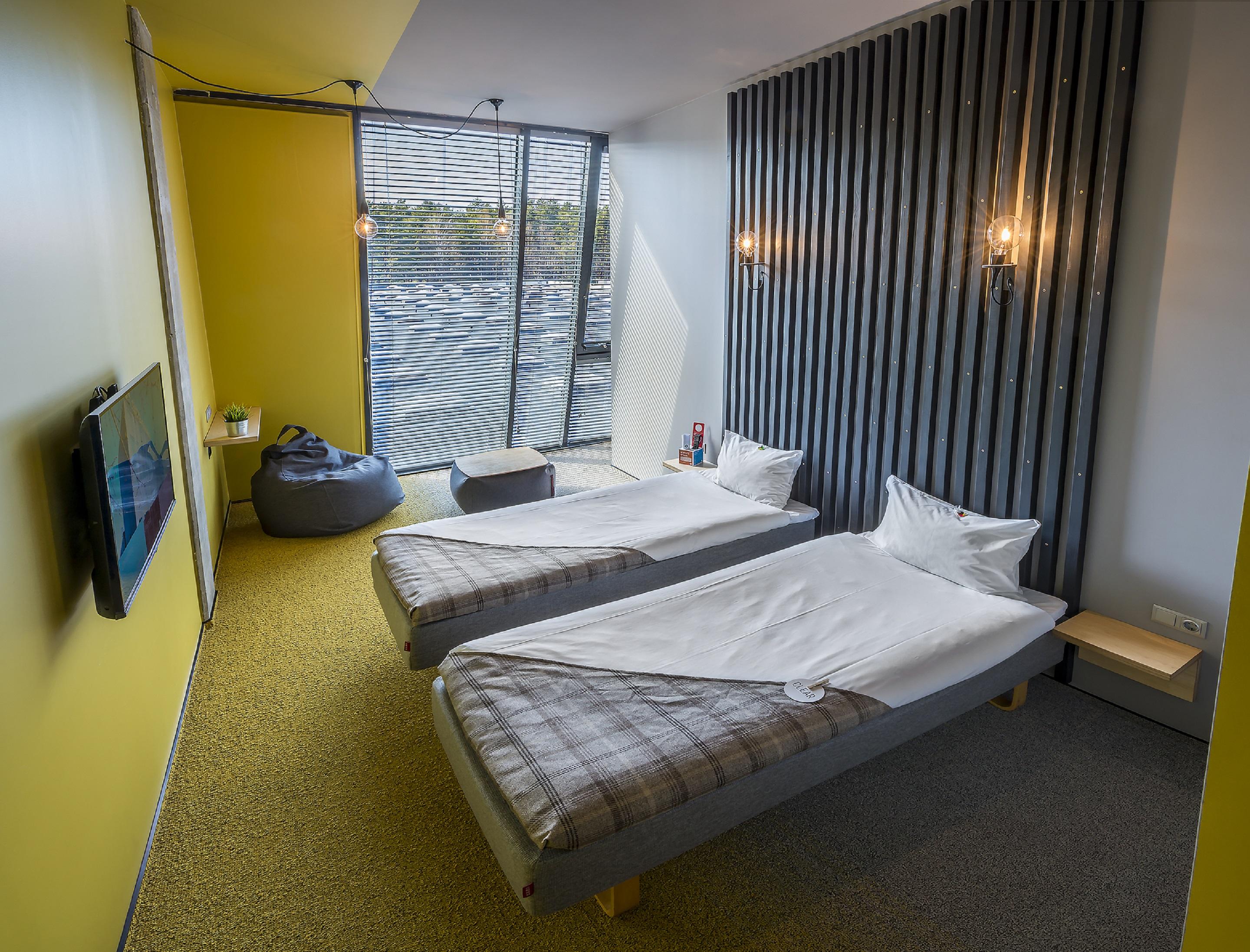 Urbihop Hotel Вилнюс Екстериор снимка