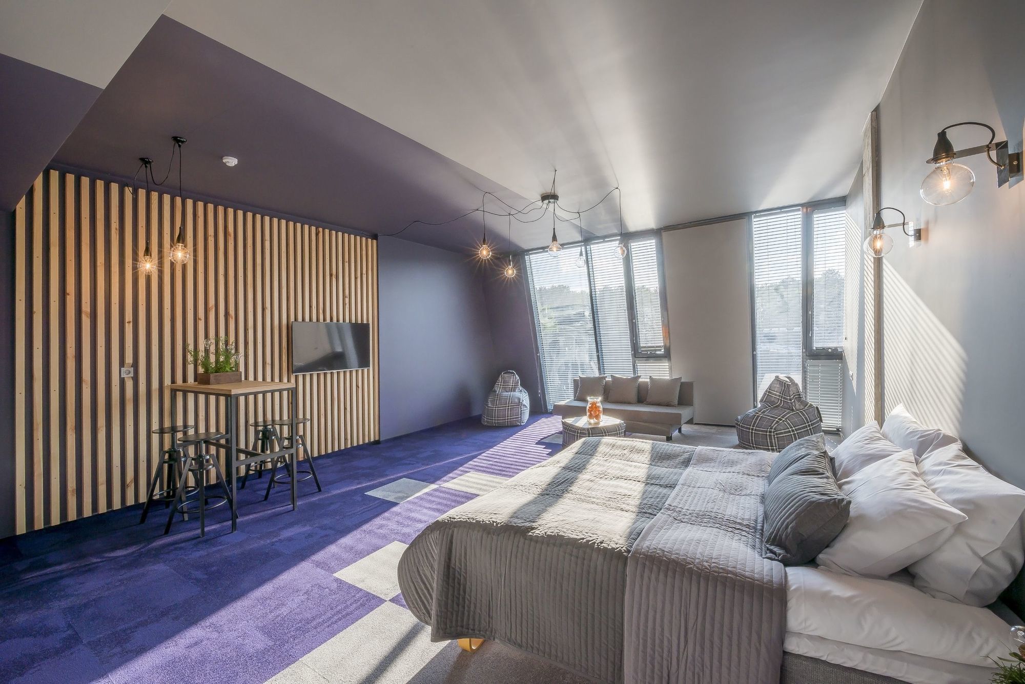 Urbihop Hotel Вилнюс Екстериор снимка