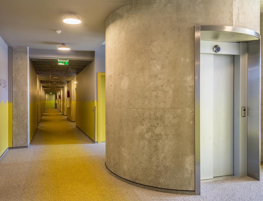 Urbihop Hotel Вилнюс Екстериор снимка