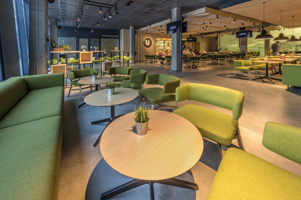 Urbihop Hotel Вилнюс Екстериор снимка
