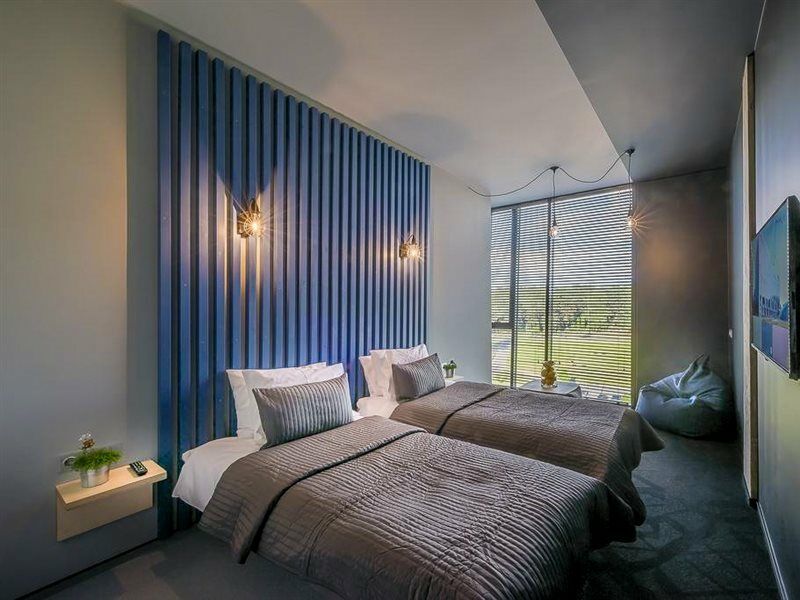 Urbihop Hotel Вилнюс Екстериор снимка